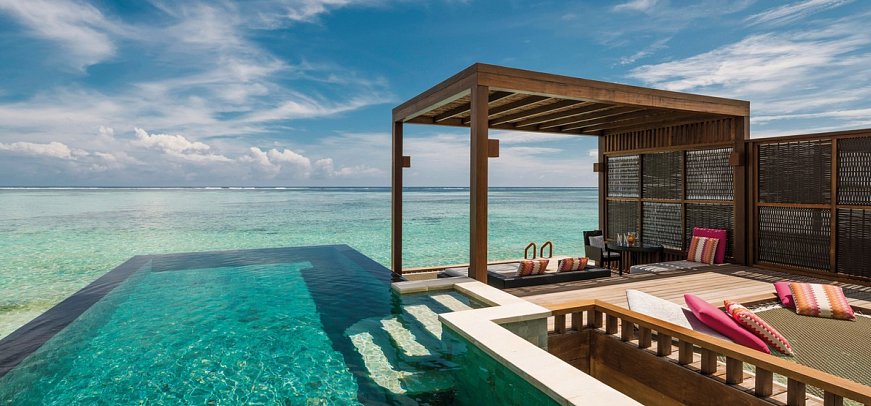 Four Seasons Resort Maldives at Kuda Huraa - Water Villa mit Pool