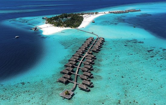 Constance Moofushi Maldives