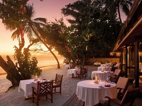Royal Island Resort & Spa