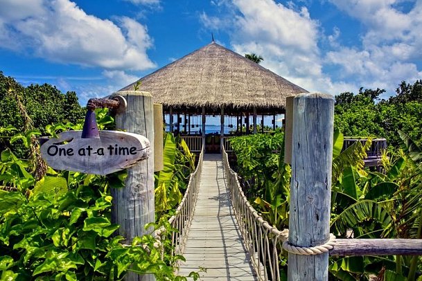 Six Senses Laamu - Restaurant LEAF