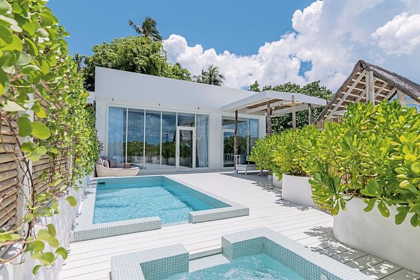 Malahini Kuda Bandos - Wohnbeispiel Sunset Beach Pool Suite (Zimmercodierung WB1)