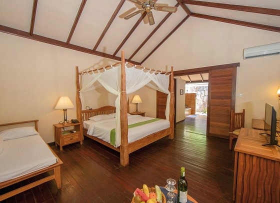 Filitheyo Island Resort - Wohnbeispiel Deluxe Villa (Zimmercodierungen VD1 & VD7)