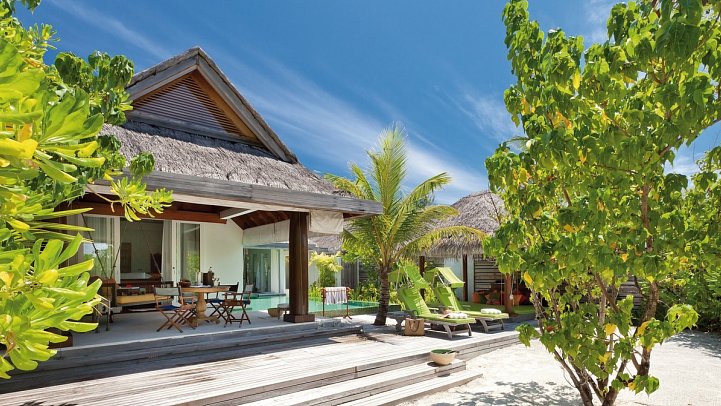 Naladhu Private Island Maldives - Beach House mit Pool (Zimmercodierung VB1)