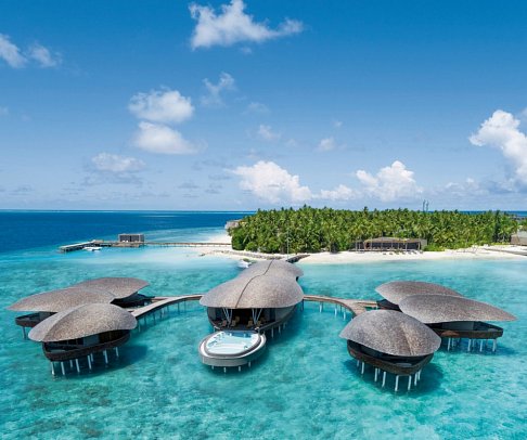 The St. Regis Maldives Vommuli Resort - Spa