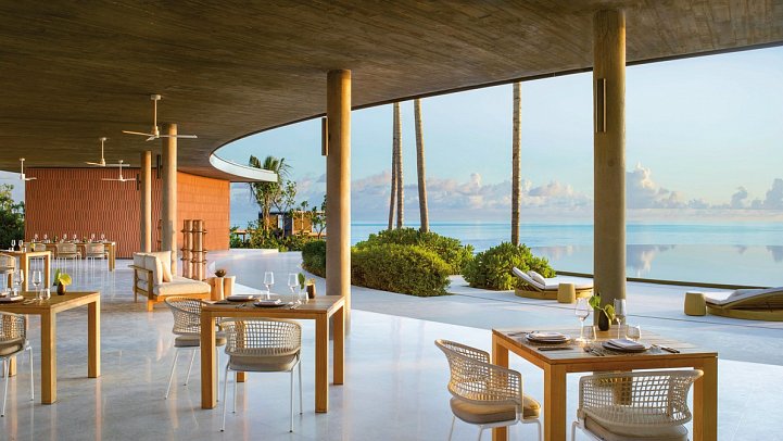 The Ritz-Carlton Maldives, Fari Islands - Eau Bar