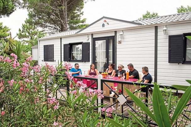 Domaine Les Mûriers - Wohnbeispiel Mobilhome Classic (Zimmercodierung CB1)