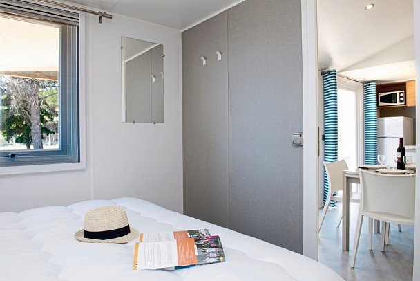 Domaine Les Mûriers - Wohnbeispiel Chalet Luxe 3 Zimmer (Zimmercodierung CB2)