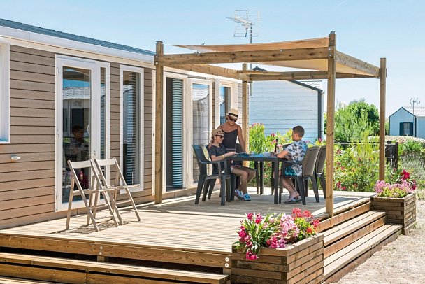 Domaine Les Mûriers - Wohnbeispiel Chalet Luxe 3 Zimmer (Zimmercodierung CB2)