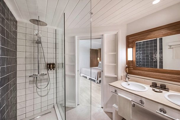 Canonnier Beachcomber Golf Resort & Spa - Badezimmer Stanadard (Zimmercodierungen UGG, UGC, UHG, UG7, UG8 & UHC)