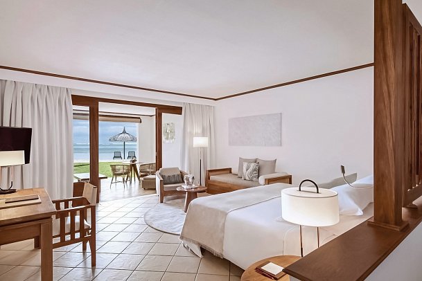Paradis Beachcomber Golf Resort & Spa - Wohnbeispiel Junior Suite Beachfront (Zimmercodierungen UB3, UH4 & UCO)