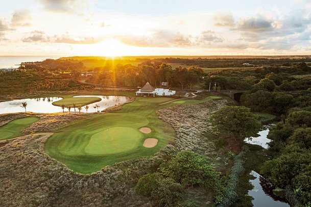 Radisson Blu Azuri Resort & Spa