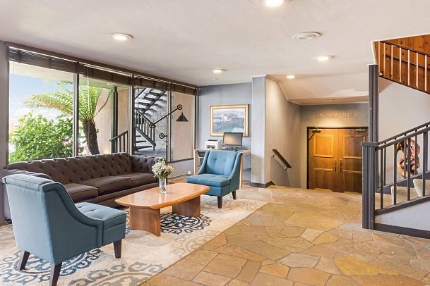 Red Lion Hotel Monterey