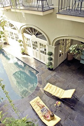 Bienville House Hotel