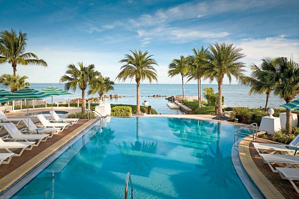 Courtyard Faro Blanco