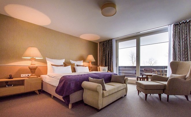 Marina Bernried - Wohnbeispiel Doppelzimmer See Komfort (Zimmercodierung DF2)