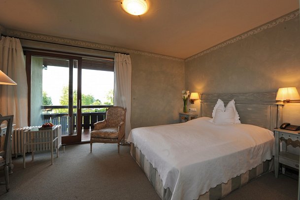 Marina Bernried - Wohnbeispiel Doppelzimmer Garten Standard (Zimmercodierungen DG1 & DC1)