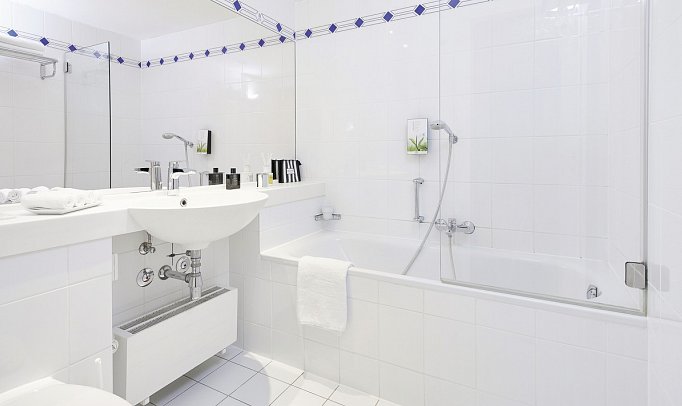 Living Hotel Prinzessin Elisabeth - Wohnbeispiel Bad (Zimmercodierungen DB1 & EB1)