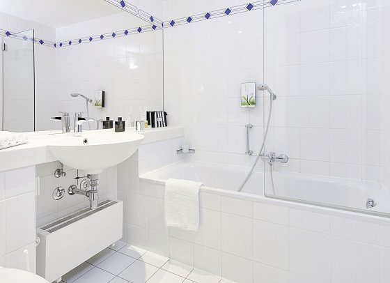 Living Hotel Prinzessin Elisabeth - Wohnbeispiel Bad (Zimmercodierungen DB1 & EB1)