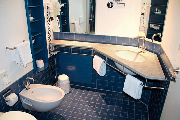 Hotel Bannwaldsee - Wohnbeispiel Doppelzimmer Buching Nebengebäude (Zimmercodierung D1V)