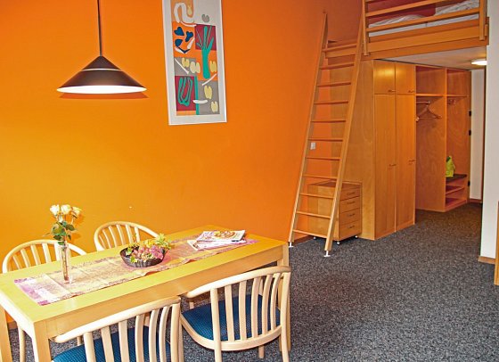 Hotel Bannwaldsee - Wohnbeispiel Familienzimmer Maisonette Nebengebäude (Zimmercodierung MB1)