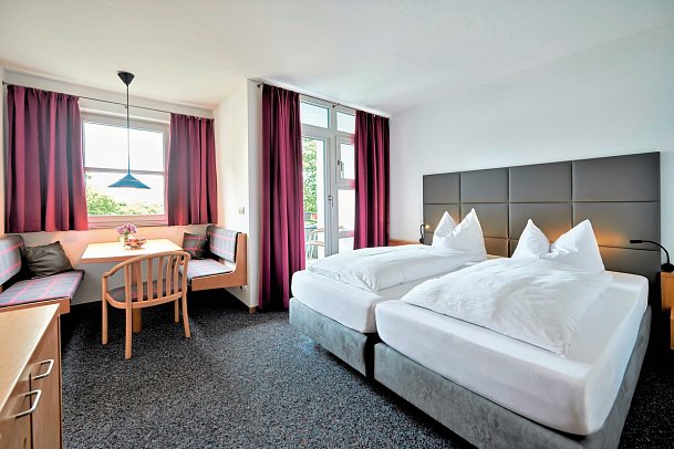 Hotel Bannwaldsee - Wohnbeispiel Doppelzimmer Buching Nebengebäude (Zimmercodierung D1V)