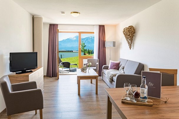 Hartungs Hoteldorf - Wohnbeispiel Familienunterbringung (Zimmercodierung FB1)