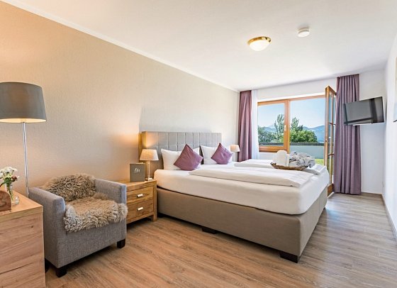 Hartungs Hoteldorf - Wohnbeispiel Familienunterbringung (Zimmercodierung FB1)