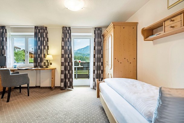 Hotel Sonnenbichl am Rotfischbach - Wohnbeispiel Einzelzimmer Komfort (Zimmercodierung EF1)