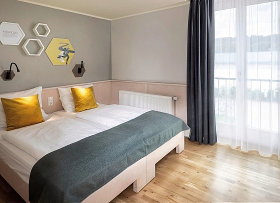 JUFA Familienresort Kempten***s - Wohnbeispiel Doppelzimmer (Zimmercodierungen DB1 & EC1)