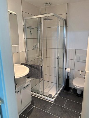 Alpenlodge Lechbruck - Wohnbeispiel Bad Appartement 1 Schlafzimmer (Zimmercodierung AB1)