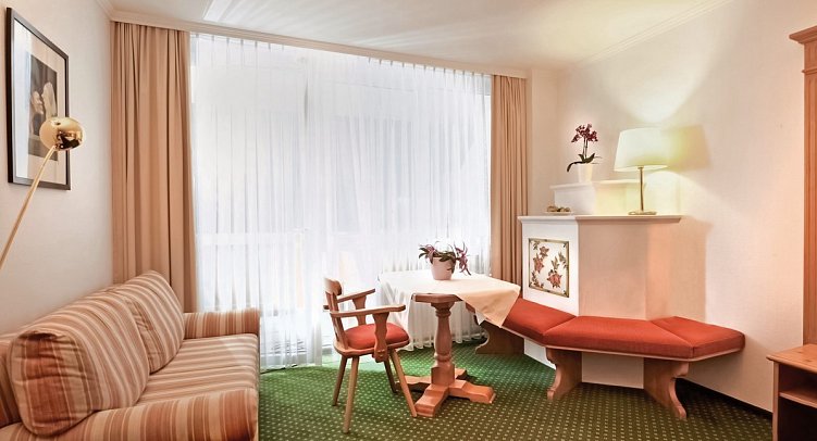Berghotel Jägerhof - Doppelzimmer Komfort (Zimmercodierungen DF1, DF2, EF1 & DE1)