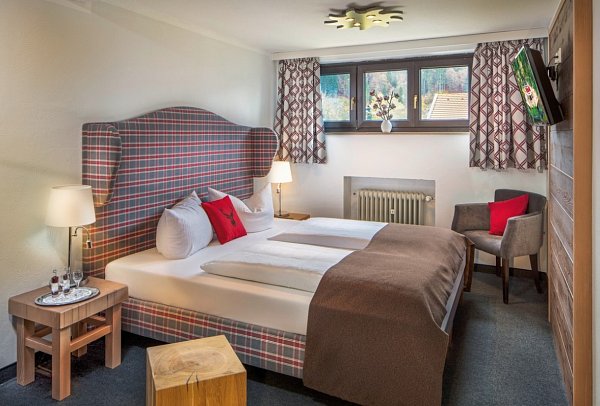 Alpensonne Tegernsee - Wohnbeispiel Doppelzimmer (Zimmercodierung DB2)