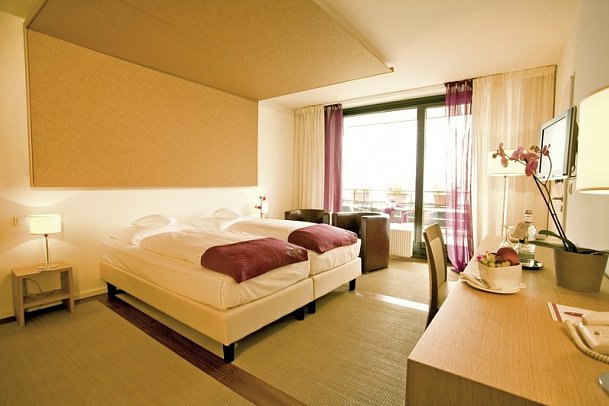 Seehotel Leoni - Wohnbeispiel Doppelzimmer zur Seeseite (Zimmercodierung DB2)