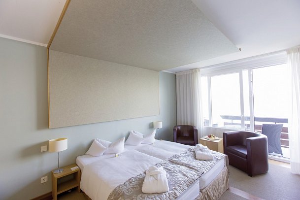 Seehotel Leoni - Wohnbeispiel Doppelzimmer zur Seeseite (Zimmercodierung DB2)