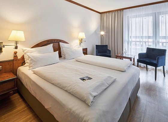 Riessersee Hotel - Wohnbeispiel Doppelzimmer Balkon (Zimmercodierungen DB1, DC1 & DC2)