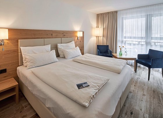 Riessersee Hotel - Wohnbeispiel Doppelzimmer Balkon (Zimmercodierungen DB1, DC1 & DC2)