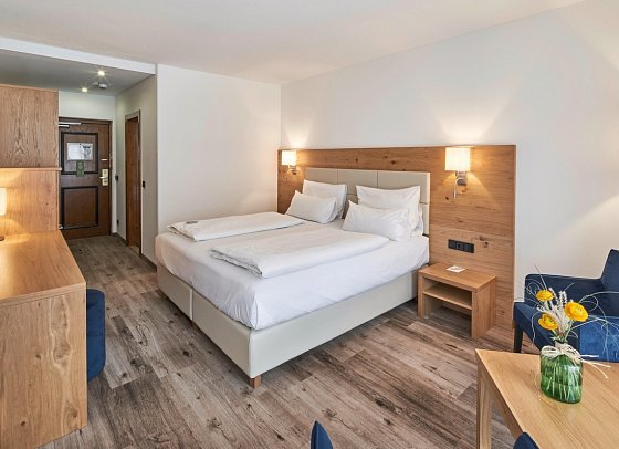 Riessersee Hotel - Wohnbeispiel Doppelzimmer Balkon (Zimmercodierungen DB1, DC1 & DC2)