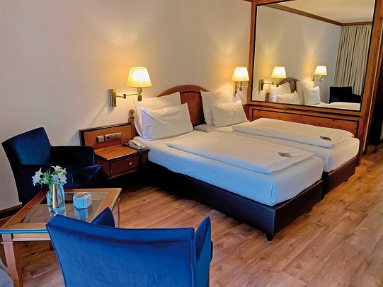 Riessersee Hotel - Wohnbeispiel Doppelzimmer Balkon (Zimmercodierungen DB1 & DC1)