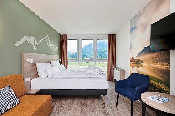 aja Ruhpolding - Wohnbeispiel Doppelzimmer Bergblick (Zimmercodierungen D1B & DB1)