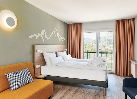 aja Ruhpolding - Wohnbeispiel Doppelzimmer Bergblick (Zimmercodierungen D1B & DB1)
