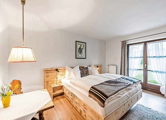 Das Bergmayr - Chiemgauer Alpenhotel - Wohnbeispiel Doppelzimmer Komfort (Zimmercodierungen DF1 & DC1)