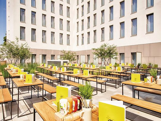 NYX Hotel Munich - inklusive NFL Munich Ticket