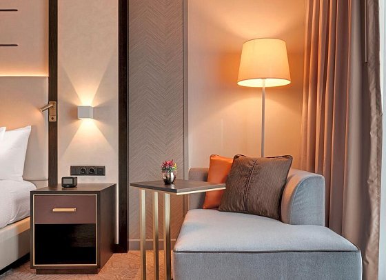 Hilton München City - inklusive NFL Munich Ticket - Wohnbeispiel (Zimmercodierungen DX1 & EX1)
