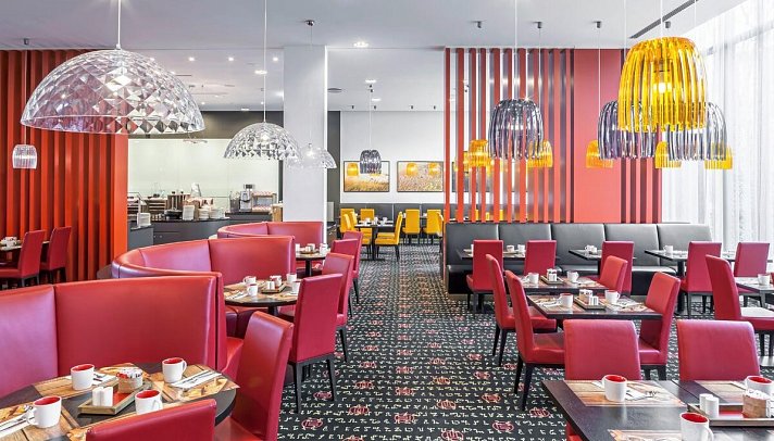 Holiday Inn München Westpark - inklusive NFL Munich Ticket