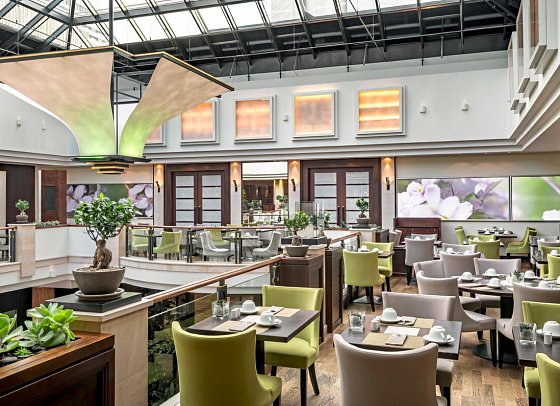  The Westin Grand Munich - inklusive NFL Ticket und Patriots Package