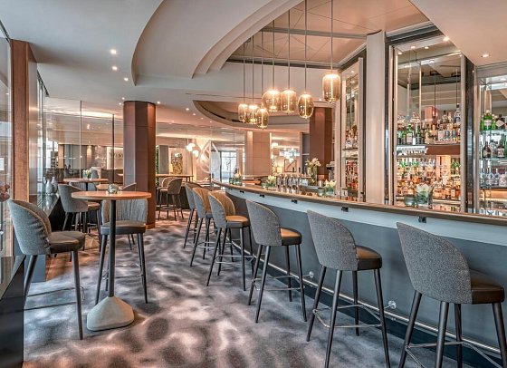 The Westin Grand Munich - inklusive NFL Ticket und Patriots Package