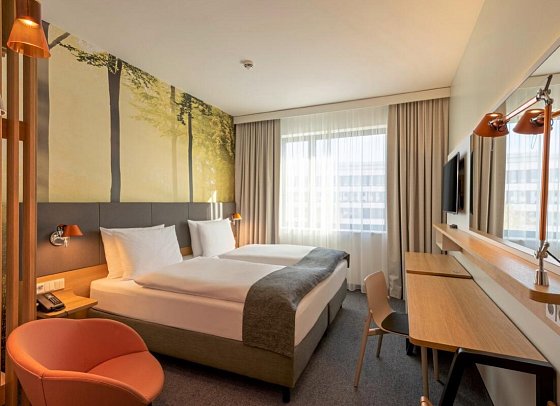 Holiday Inn Munich Leuchtenbergring - inklusive NFL Munich Ticket - Wohnbeispiel