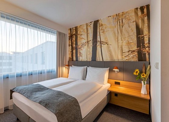 Holiday Inn Munich Leuchtenbergring - inklusive NFL Munich Ticket - Wohnbeispiel