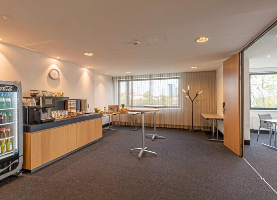 Holiday Inn Munich Leuchtenbergring - inklusive NFL Munich Ticket
