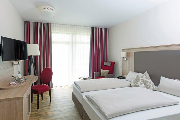 Hotel St. Georg - Wohnbeispiel Doppelzimmer Premium (Zimmercodierung DM1)